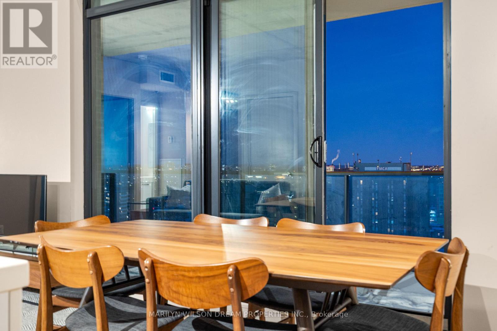 1701 - 203 Catherine Street, Ottawa, Ontario  K2P 1J5 - Photo 11 - X12874046