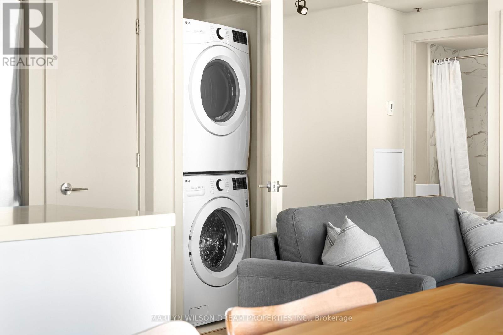 1701 - 203 Catherine Street, Ottawa, Ontario  K2P 1J5 - Photo 22 - X12874046