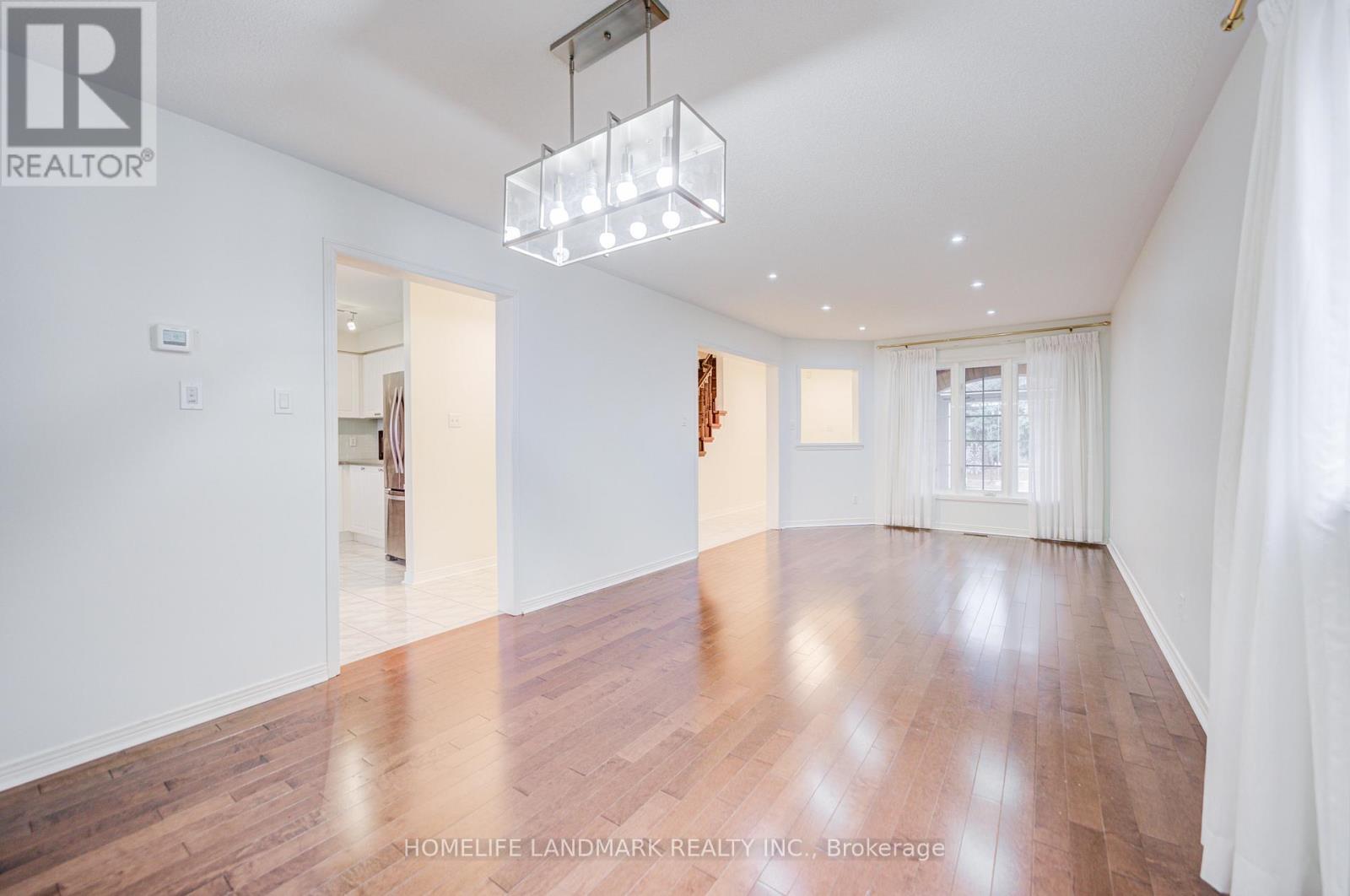 117 Halterwood Circle, Markham, Ontario  L3P 7T2 - Photo 10 - N12867986