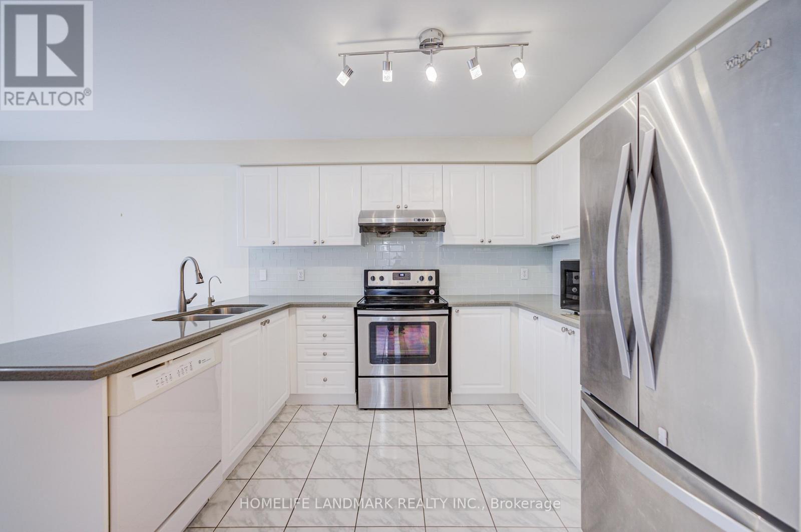 117 Halterwood Circle, Markham, Ontario  L3P 7T2 - Photo 12 - N12867986