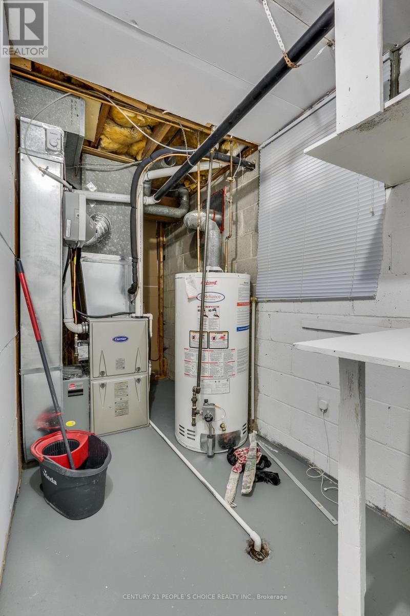 Photo 42 of 50 for 545 Creston Avenue