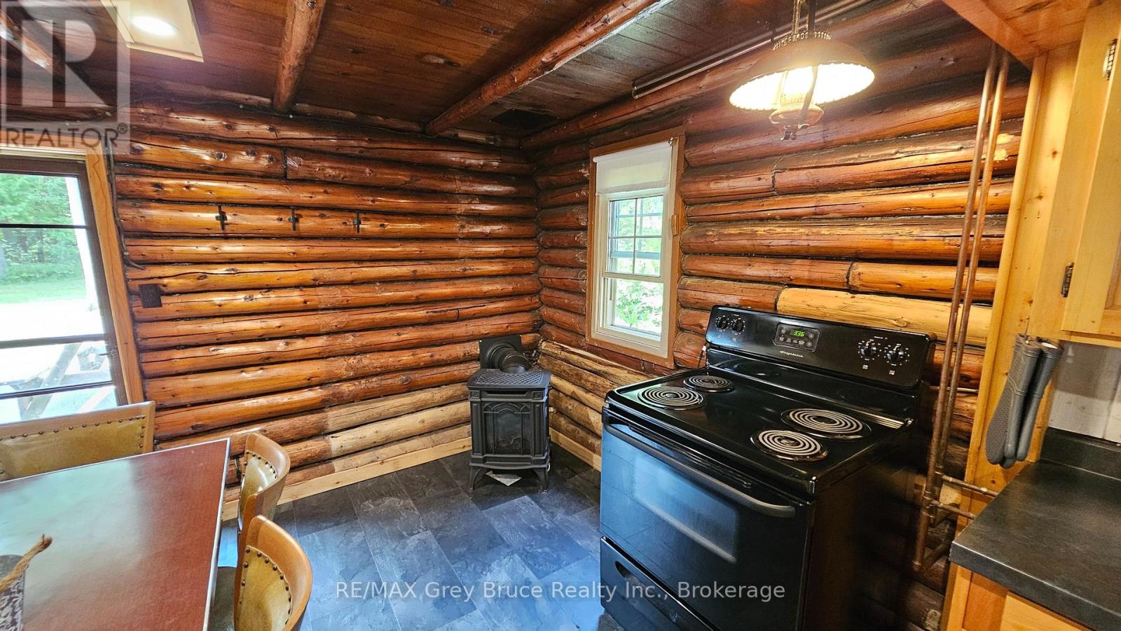 18 Stokes River Road, Northern Bruce Peninsula, Ontario  N0H 2M0 - Photo 16 - X12874040