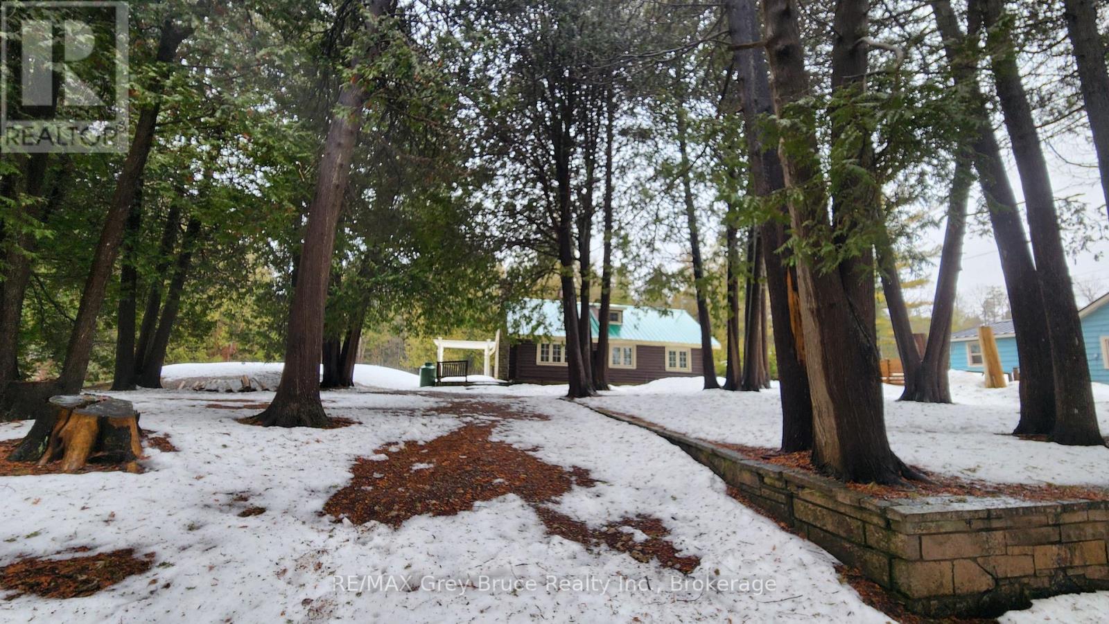 18 Stokes River Road, Northern Bruce Peninsula, Ontario  N0H 2M0 - Photo 2 - X12874040