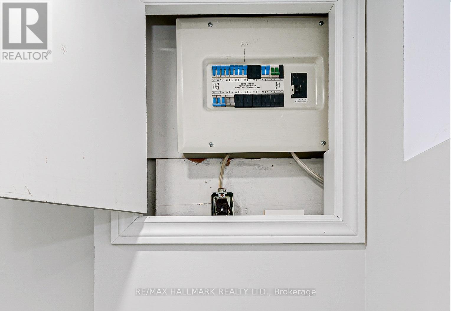 106 Willow Avenue, Toronto, Ontario  M4E 3K3 - Photo 31 - E12834848