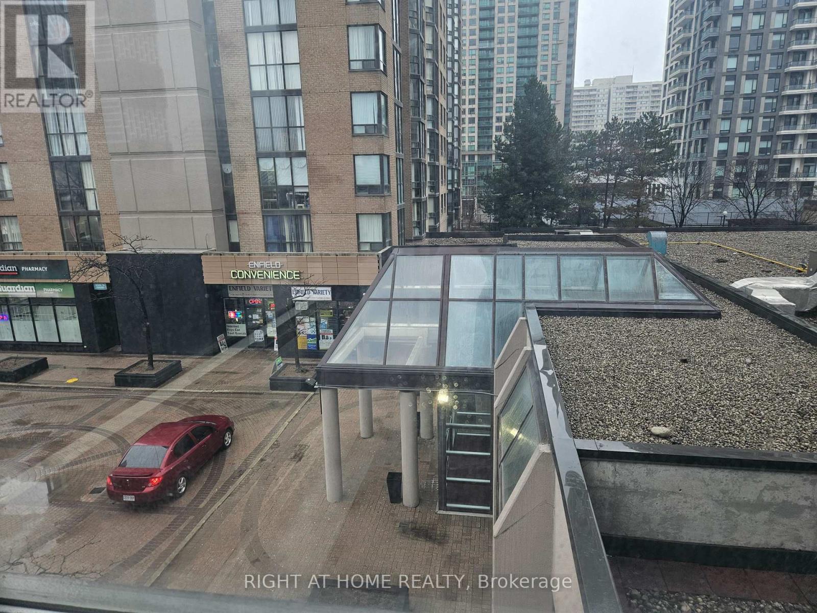 310 - 285 Enfield Place, Mississauga (City Centre), Ontario  L5B 3Y6 - Photo 30 - W12873884