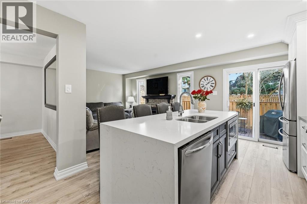 5255 Lakeshore Road Unit# 38, Burlington, Ontario  L7L 5X8 - Photo 13 - 40789783