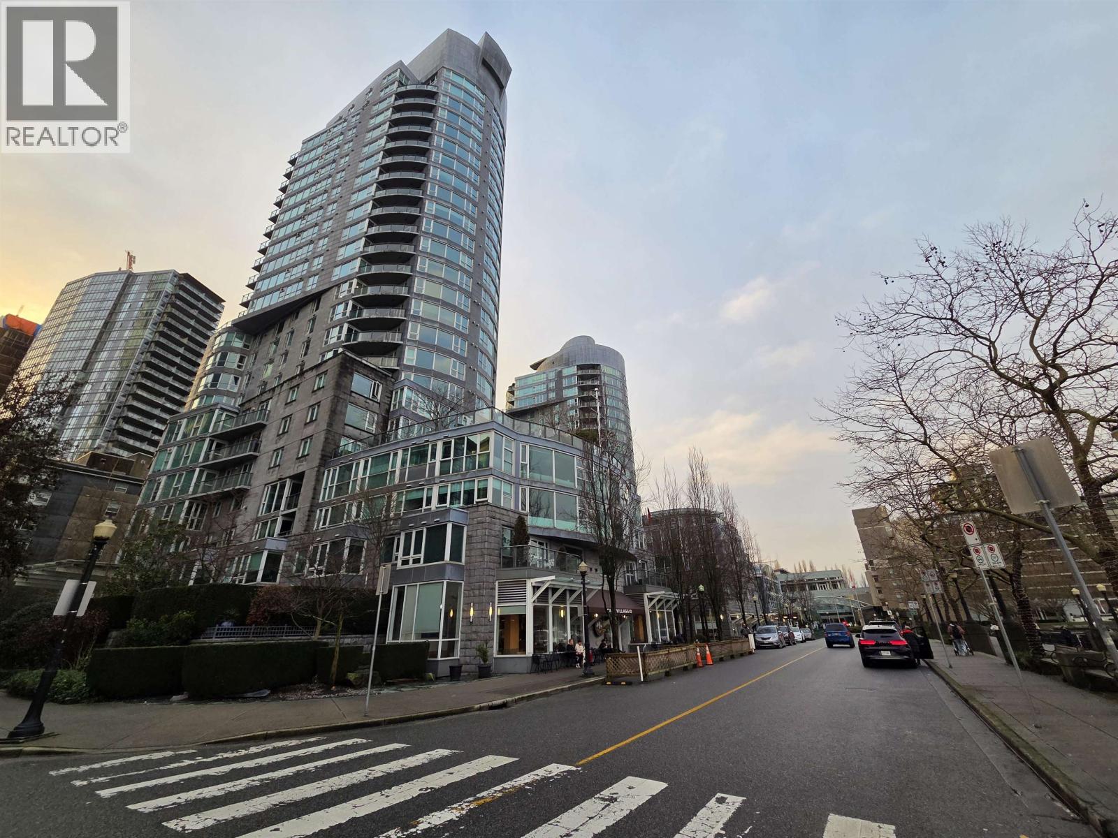 405 535 NICOLA STREET, Vancouver, British Columbia