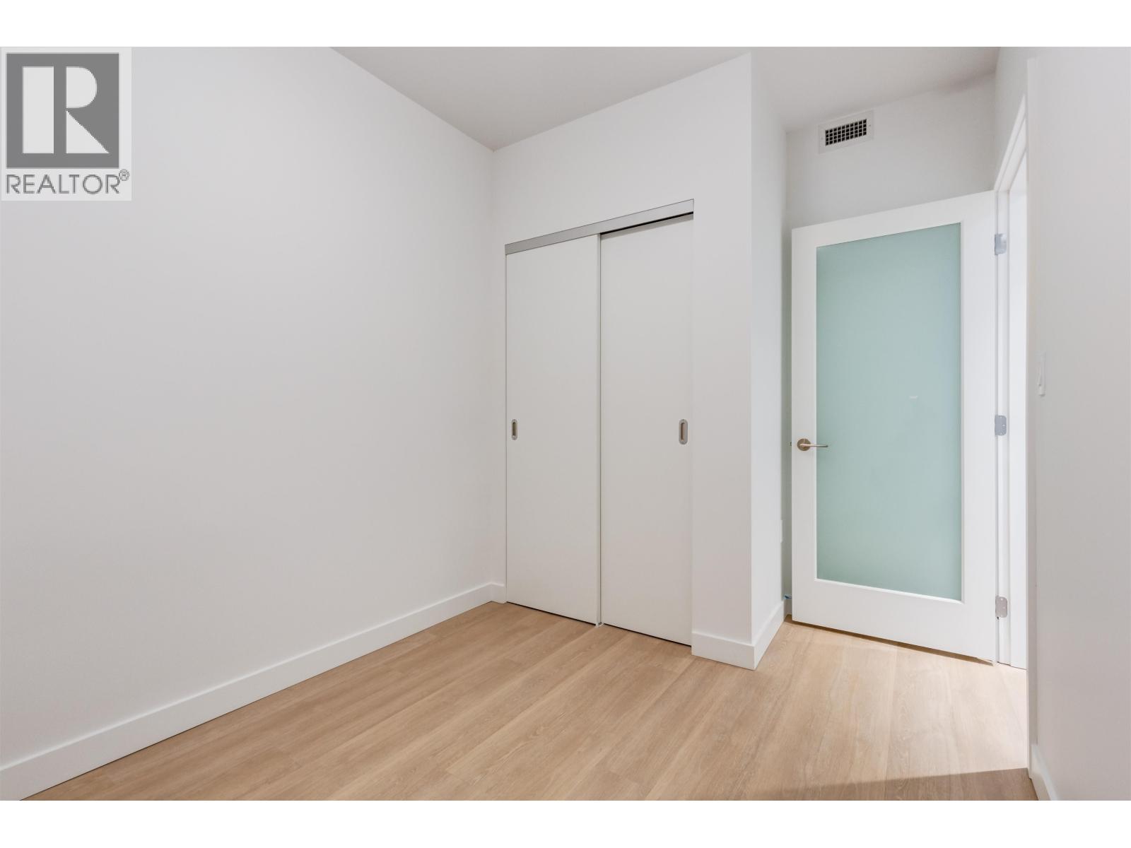 522 126 21st St E Street, North Vancouver, British Columbia  V7L 0J2 - Photo 18 - R3098199