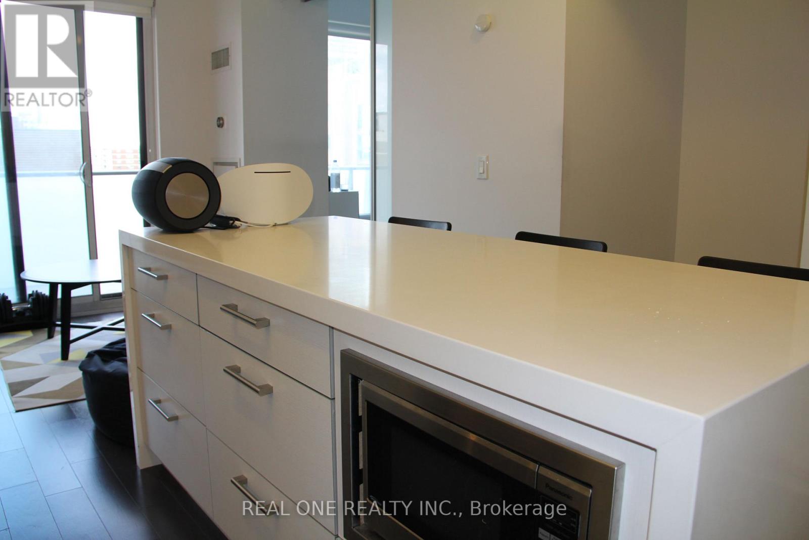 1811 - 1080 Bay Street, Toronto, Ontario  M5S 0A5 - Photo 11 - C12874066