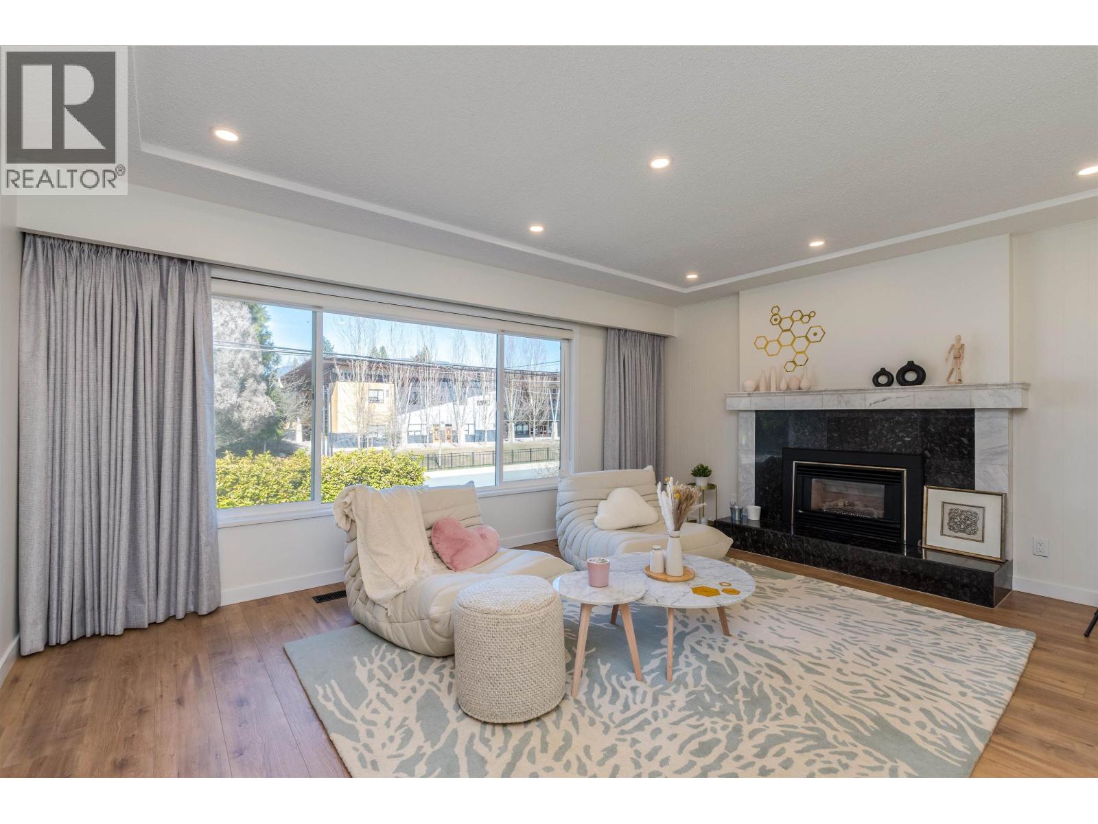 1790 Westminster Avenue, Port Coquitlam, British Columbia  V3B 1E2 - Photo 4 - R3098938