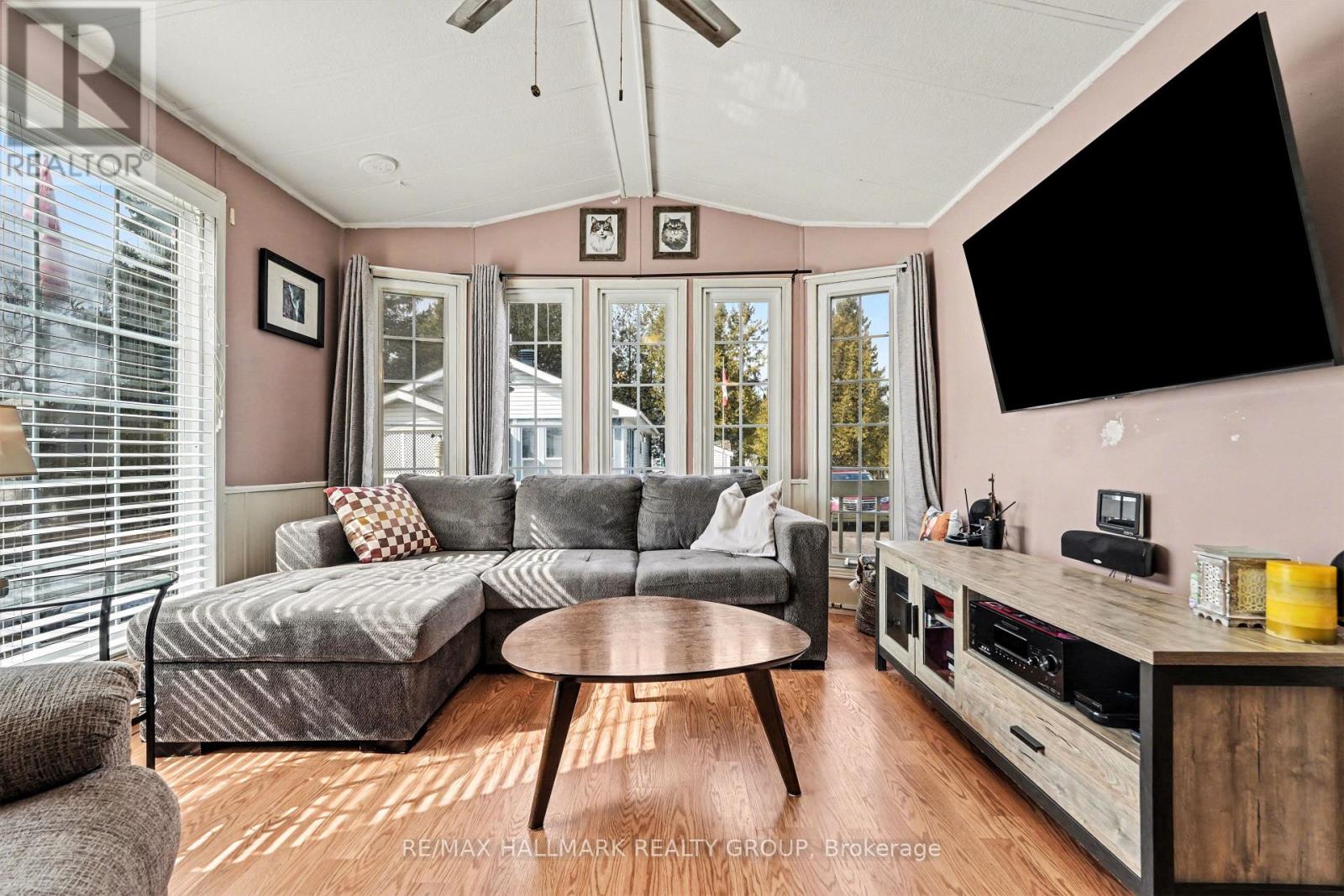 5 Strickland Private, Ottawa, Ontario  K0A 1B0 - Photo 3 - X12874048