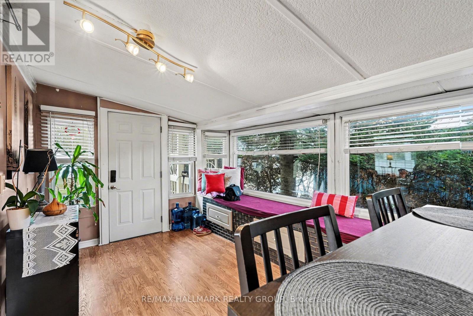 5 Strickland Private, Ottawa, Ontario  K0A 1B0 - Photo 8 - X12874048