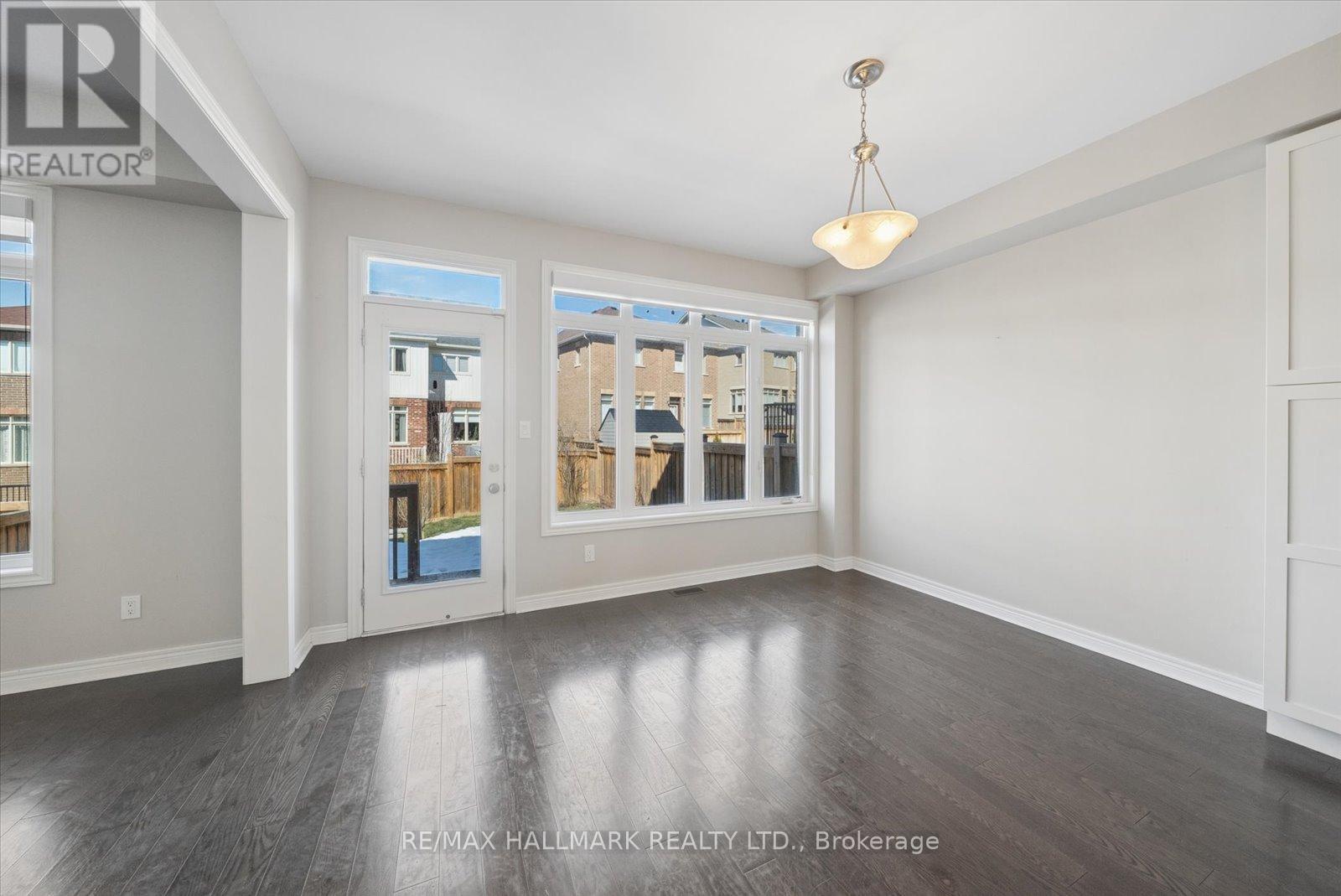 72 Treetops Boulevard, New Tecumseth, Ontario  L9R 0L9 - Photo 16 - N12874054