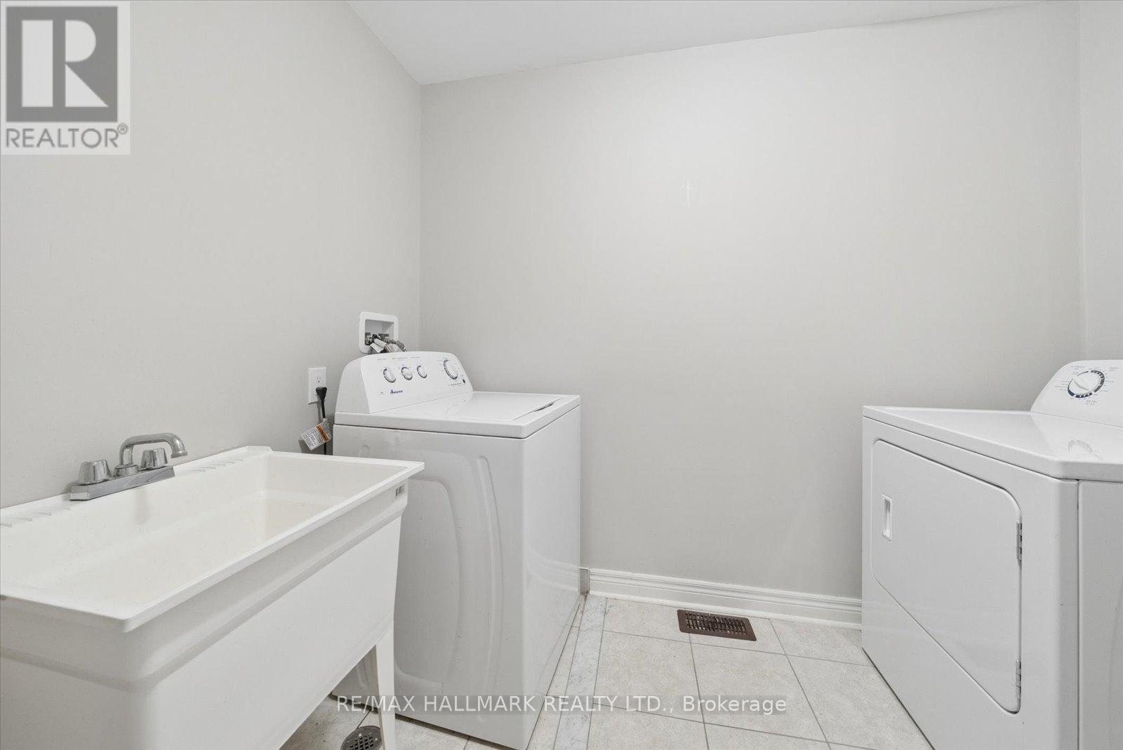 72 Treetops Boulevard, New Tecumseth, Ontario  L9R 0L9 - Photo 30 - N12874054