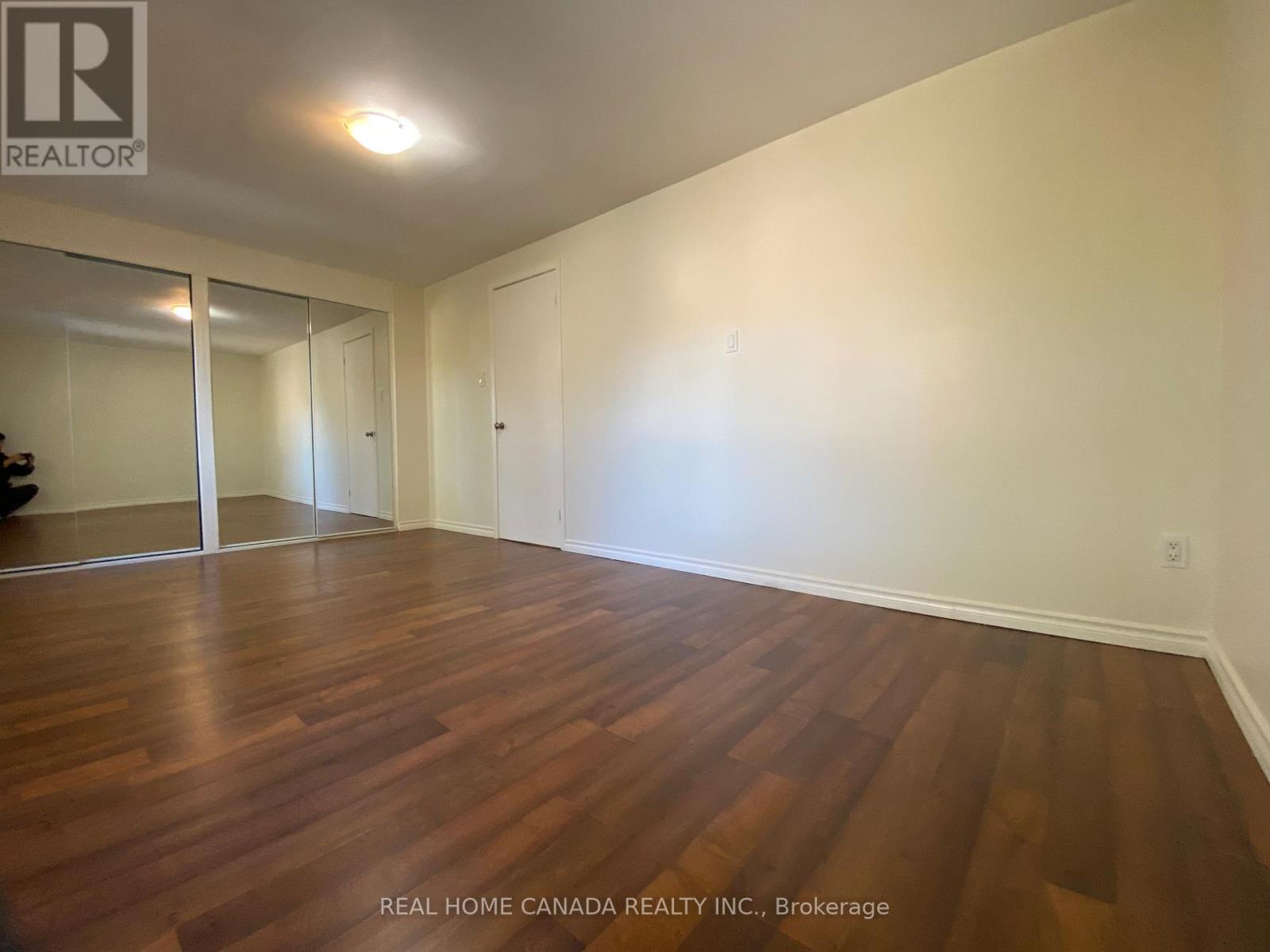 34 - 6449 Glen Erin Drive, Mississauga, Ontario  L5N 2T2 - Photo 17 - W12874050