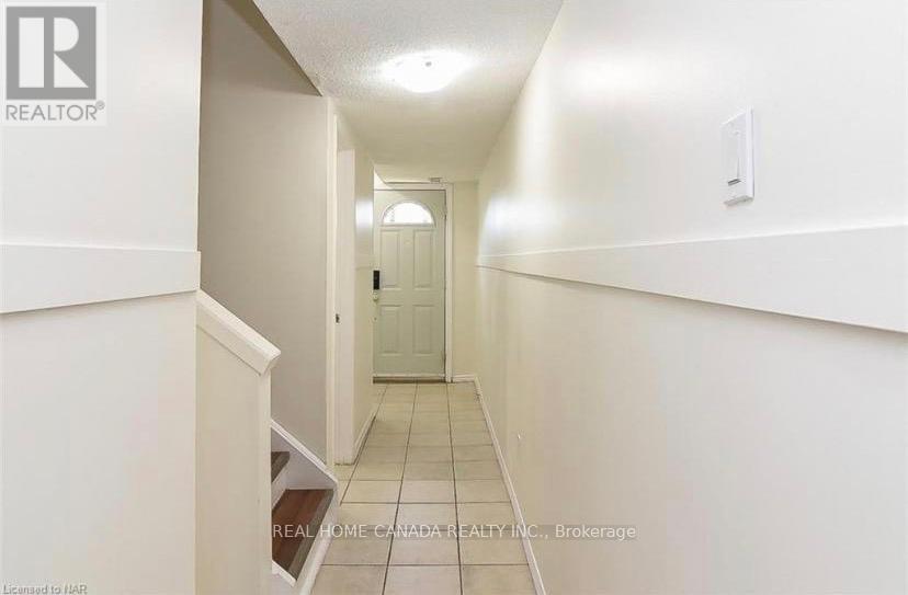 34 - 6449 Glen Erin Drive, Mississauga, Ontario  L5N 2T2 - Photo 2 - W12874050