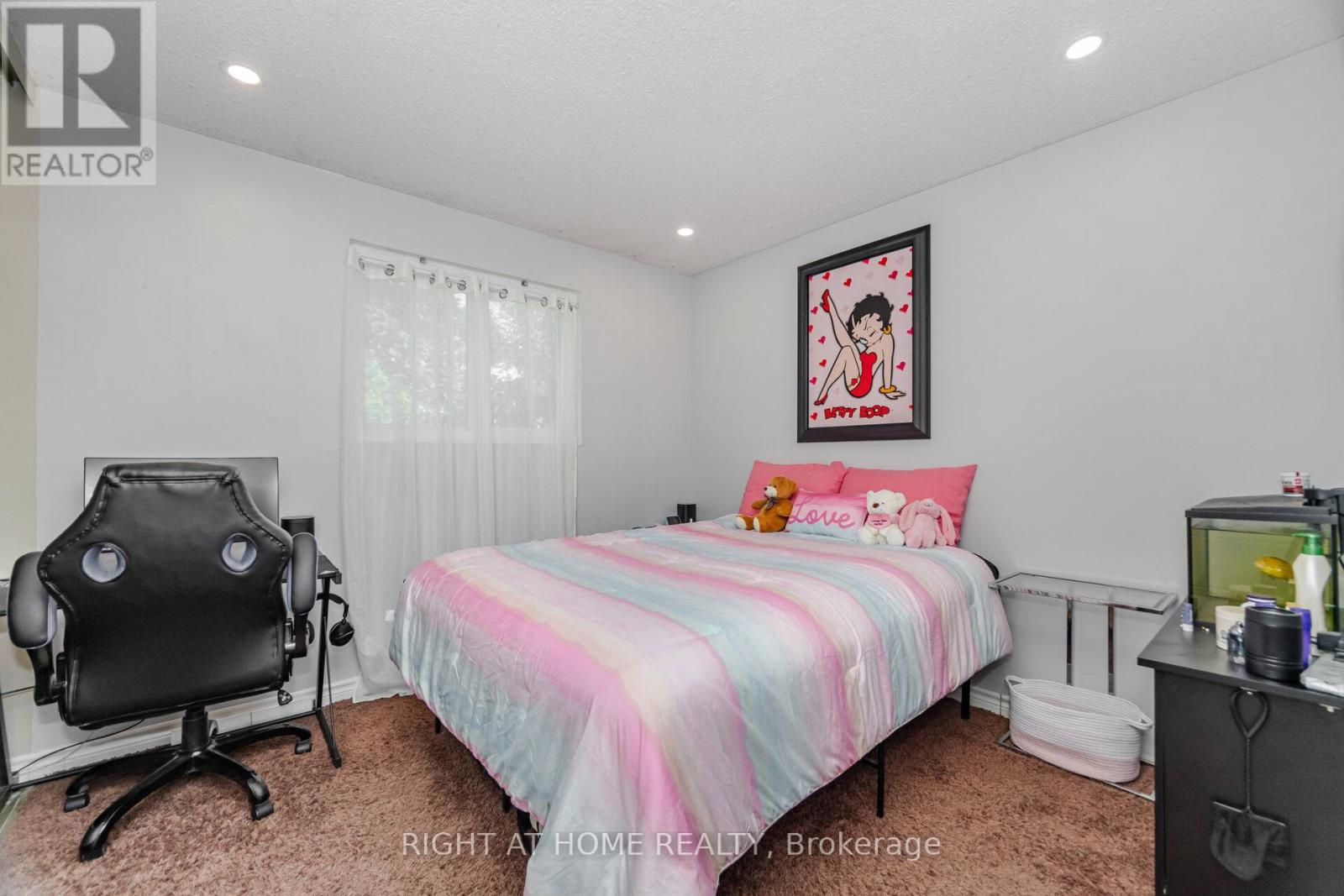 7 - 453 Woodview Road, Burlington, Ontario  L7N 2Z9 - Photo 25 - W12874060