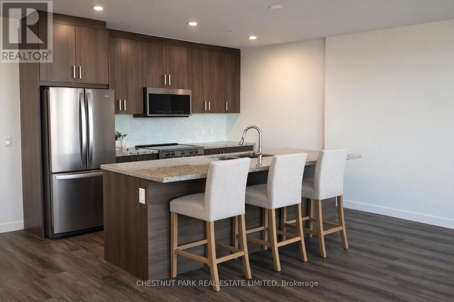 15 - 467 Charlton Avenue E, Hamilton, Ontario  L8N 0B3 - Photo 7 - X12874052