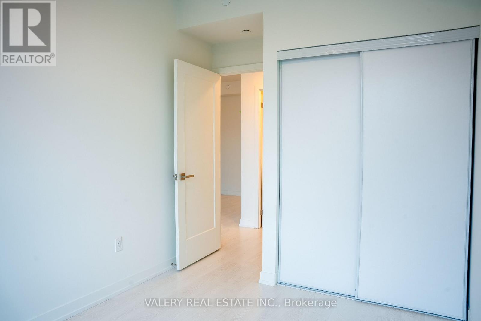 418 - 415 Main Street W, Hamilton, Ontario  L8P 1K5 - Photo 12 - X12874064