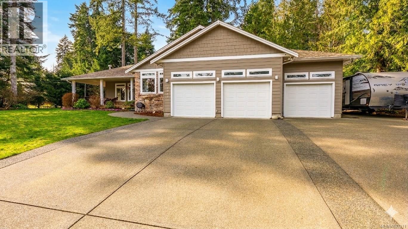 6503 Walker Frontage Rd, Fanny Bay, British Columbia