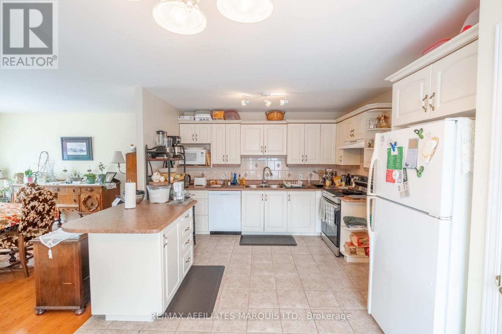 2231 Glen Brook Drive, Cornwall, Ontario  K6H 7N2 - Photo 6 - X12874138