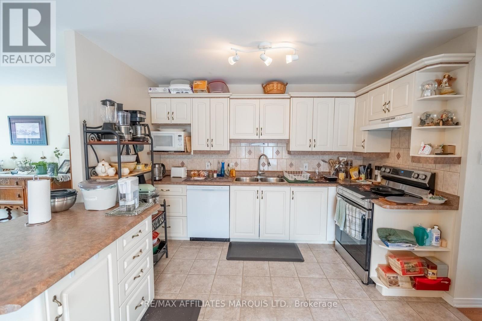 2231 Glen Brook Drive, Cornwall, Ontario  K6H 7N2 - Photo 9 - X12874138