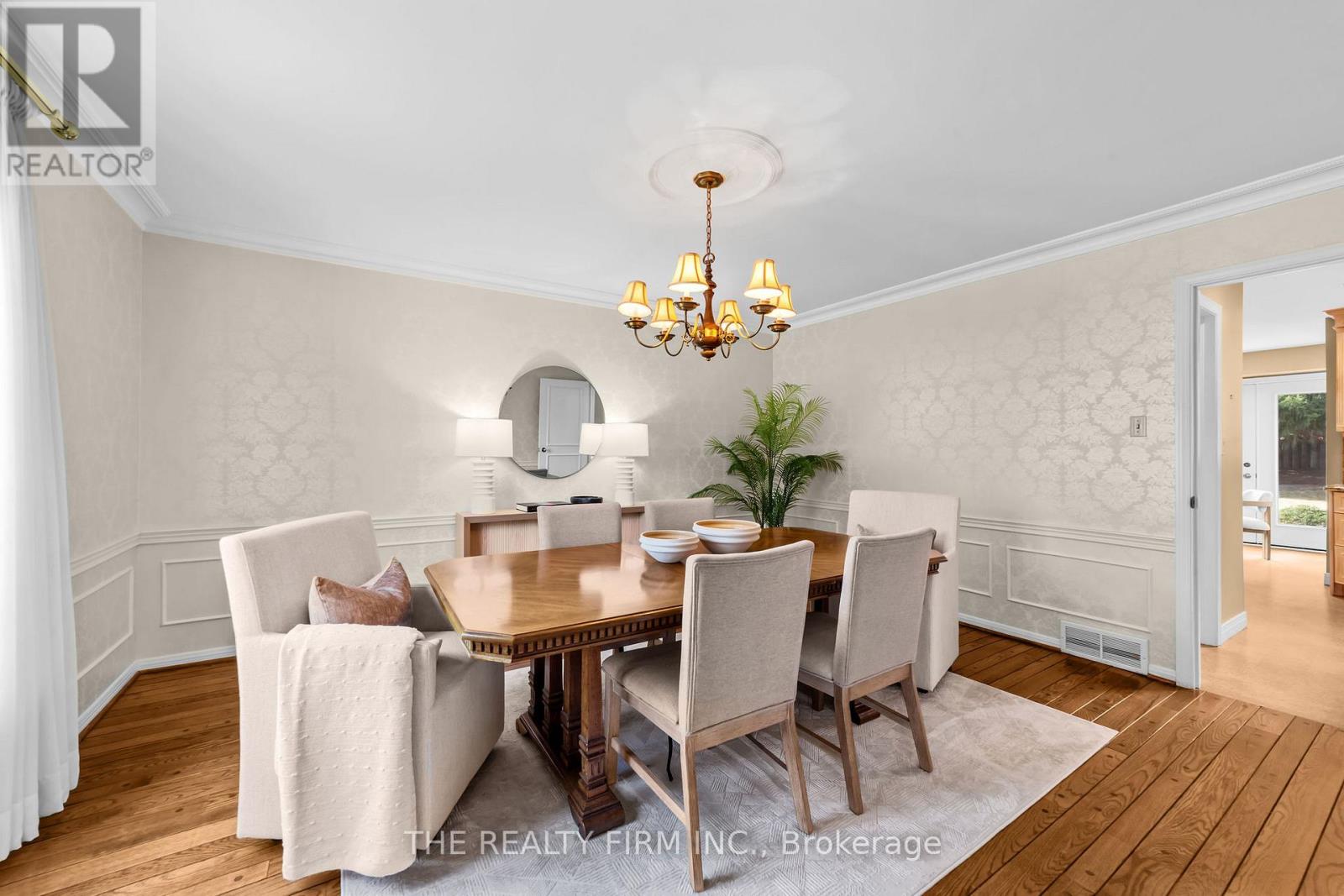 32 Cherokee Road, London North, Ontario  N6G 2N9 - Photo 10 - X12874092