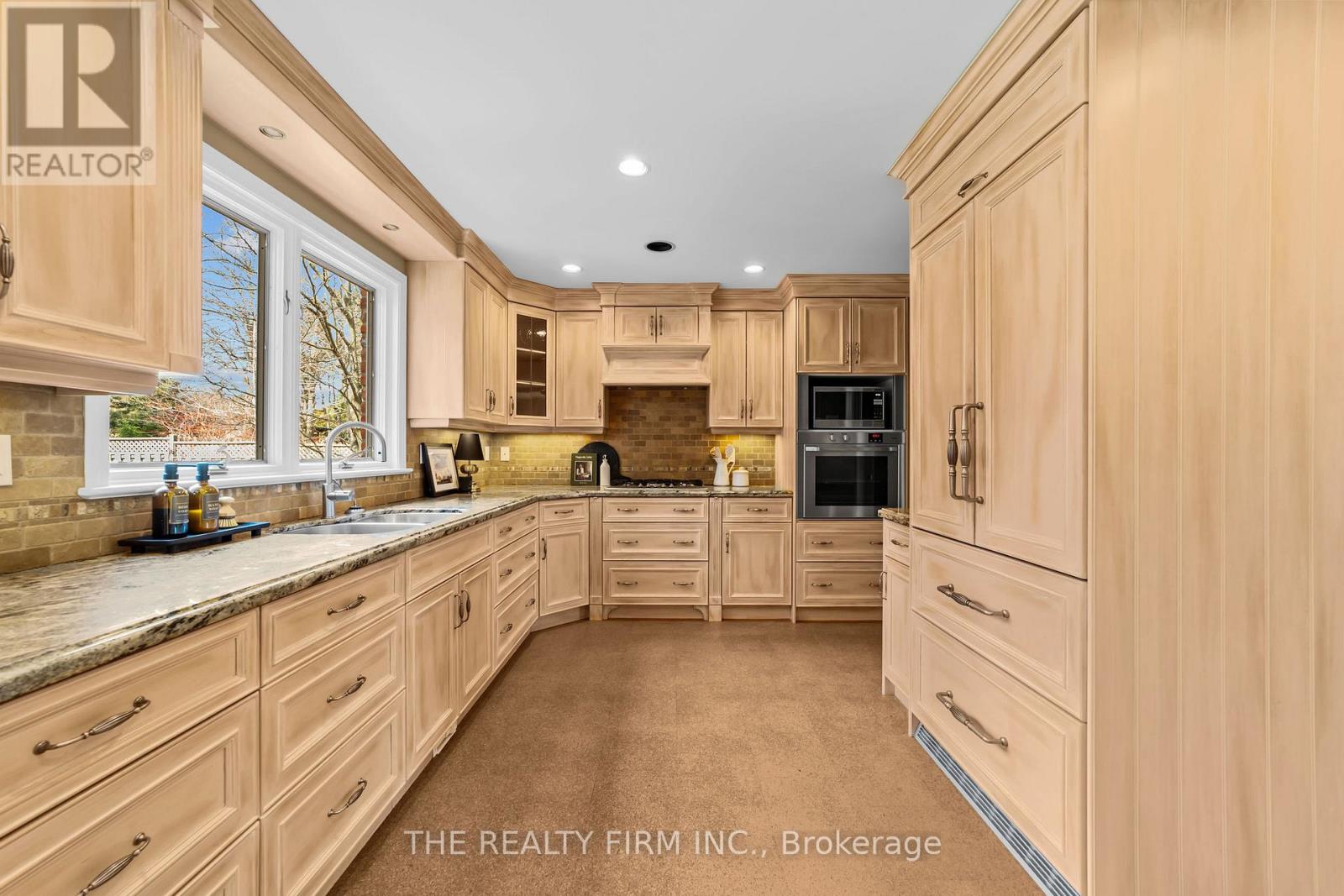 32 Cherokee Road, London North, Ontario  N6G 2N9 - Photo 16 - X12874092