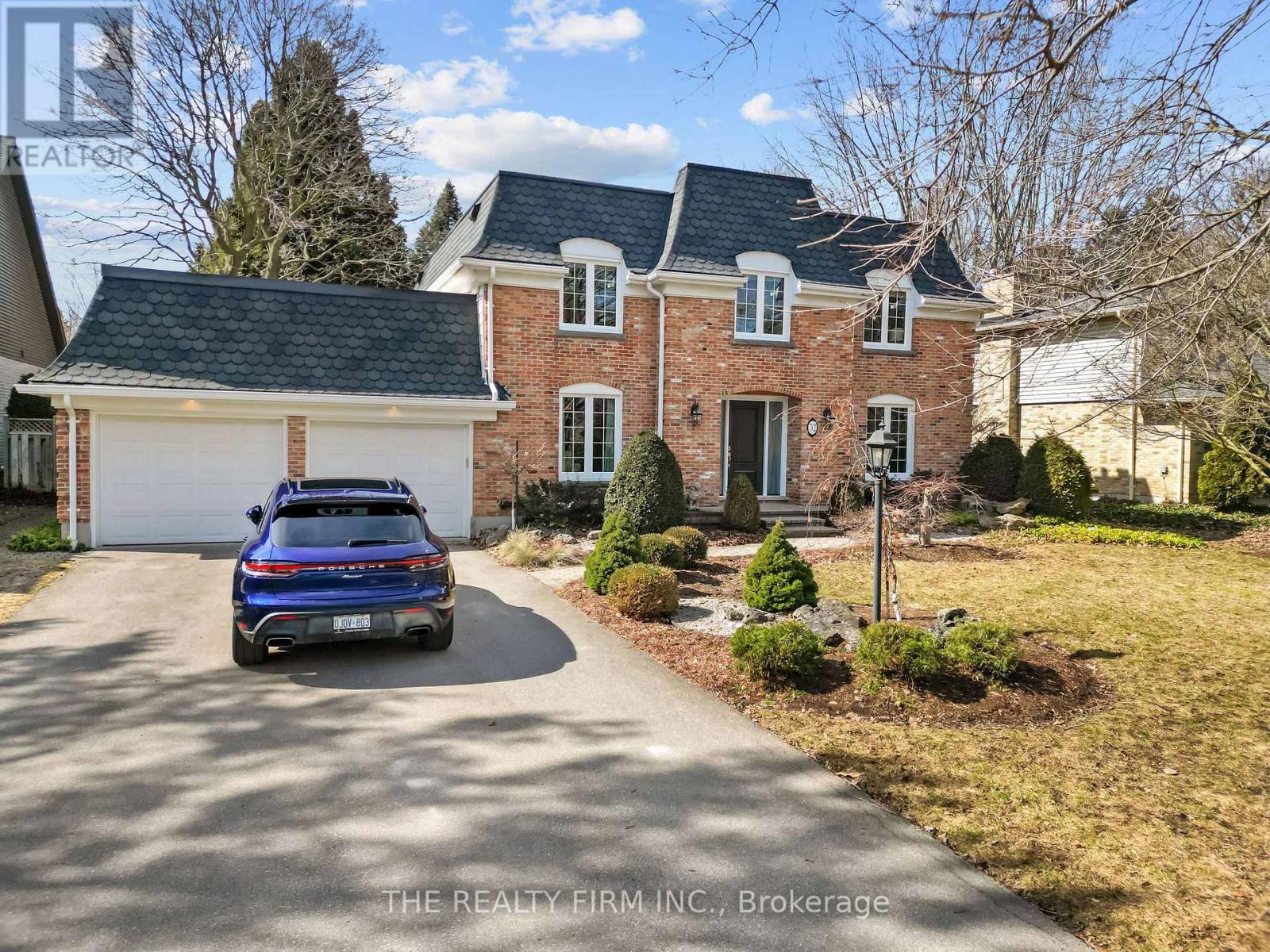 32 Cherokee Road, London North, Ontario  N6G 2N9 - Photo 2 - X12874092