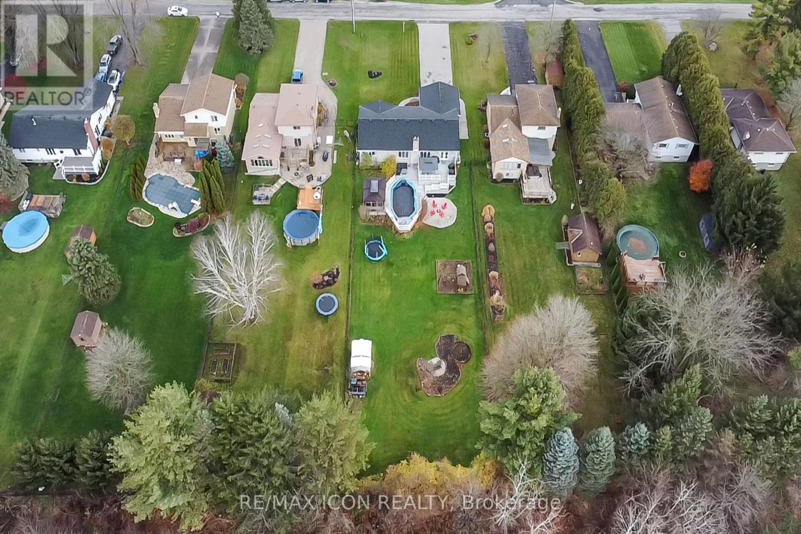 253 Minnie Street, Thames Centre, Ontario  N0L 1G3 - Photo 4 - X12874100