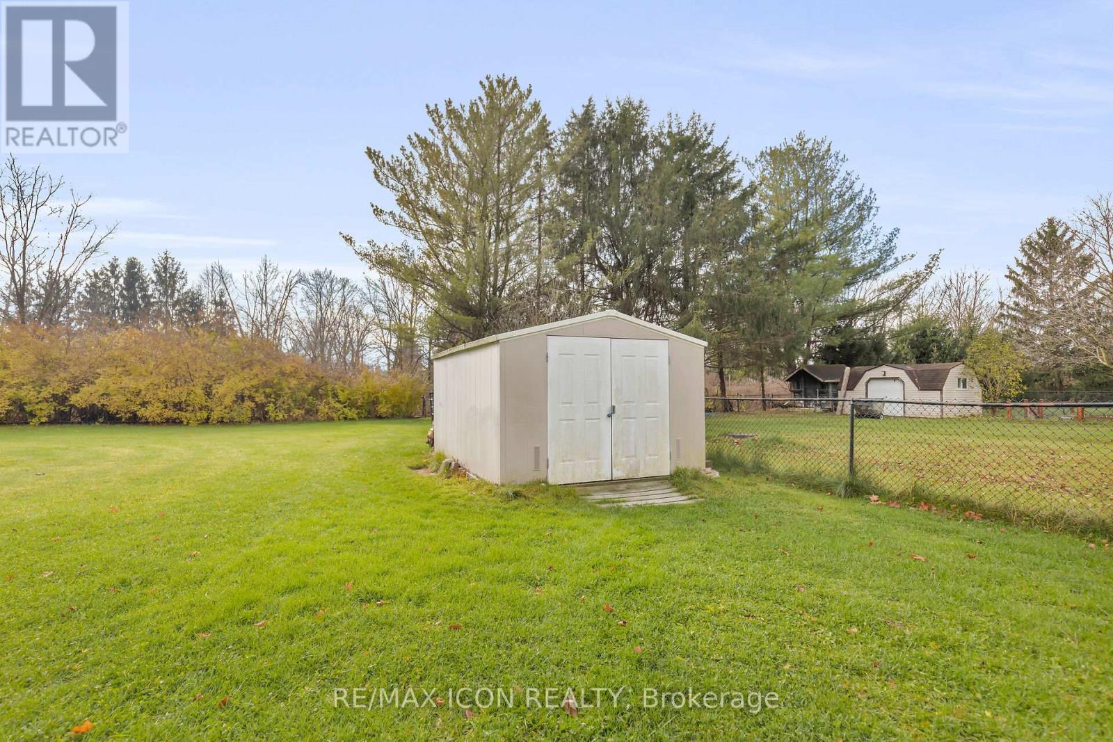 253 Minnie Street, Thames Centre, Ontario  N0L 1G3 - Photo 46 - X12874100