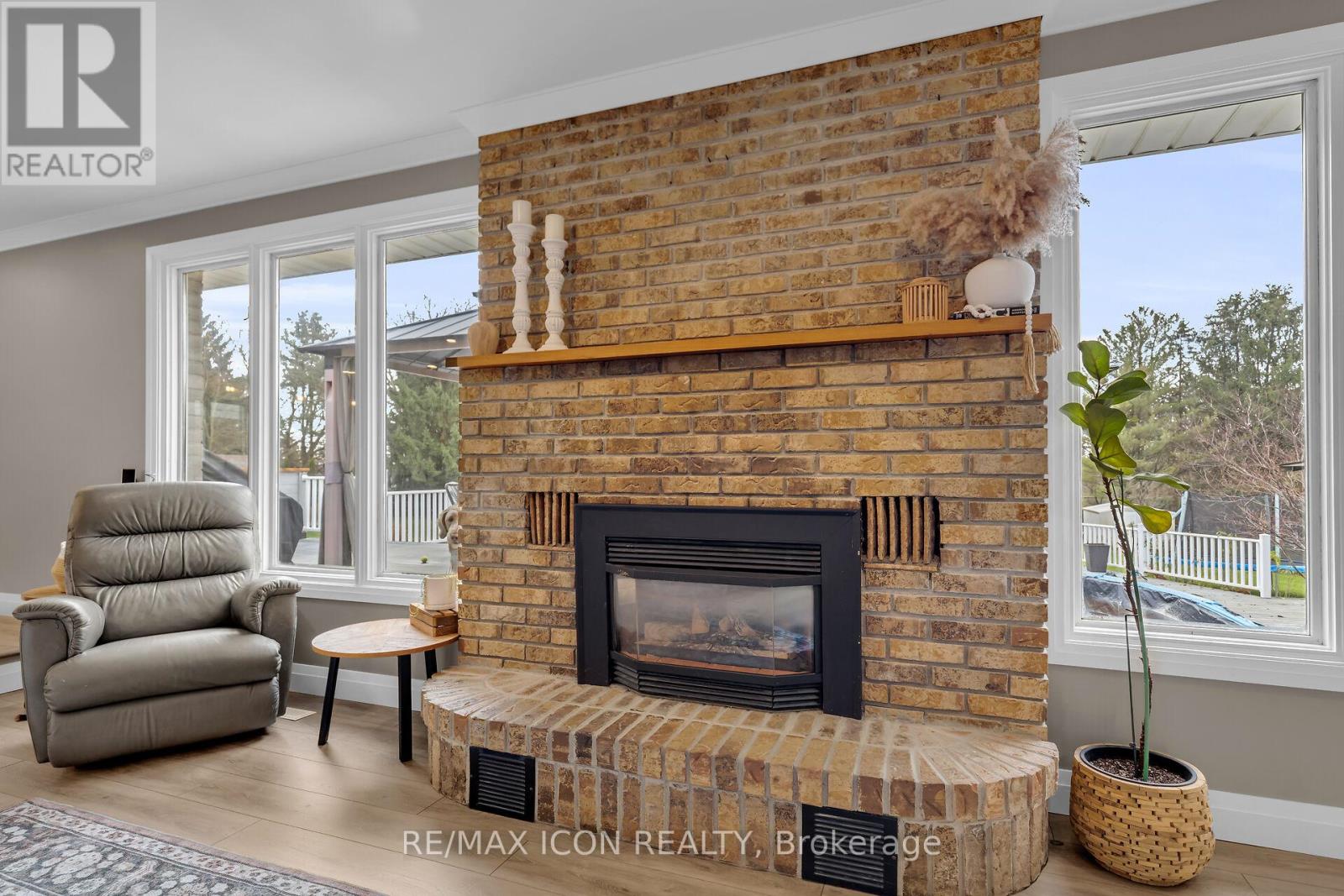 253 Minnie Street, Thames Centre, Ontario  N0L 1G3 - Photo 9 - X12874100