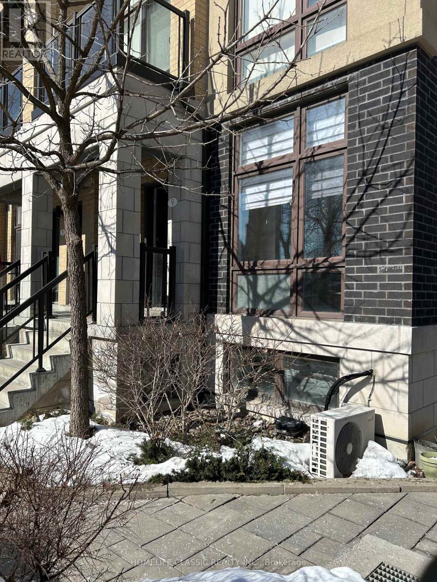 9 - 11 Eldora Avenue, Toronto, Ontario  M2M 0B5 - Photo 3 - C12874132