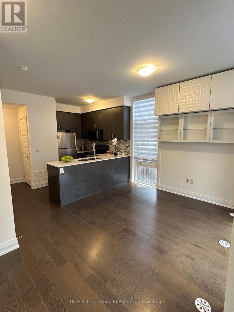 9 - 11 Eldora Avenue, Toronto, Ontario  M2M 0B5 - Photo 8 - C12874132