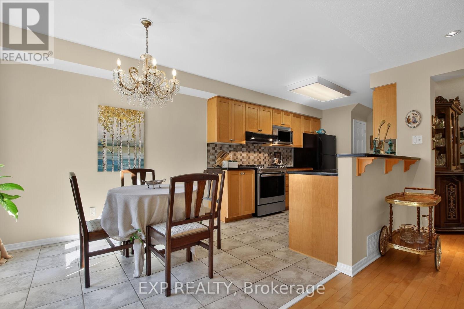 304 Goldridge Drive, Ottawa, Ontario  K2T 1L1 - Photo 13 - X12874134