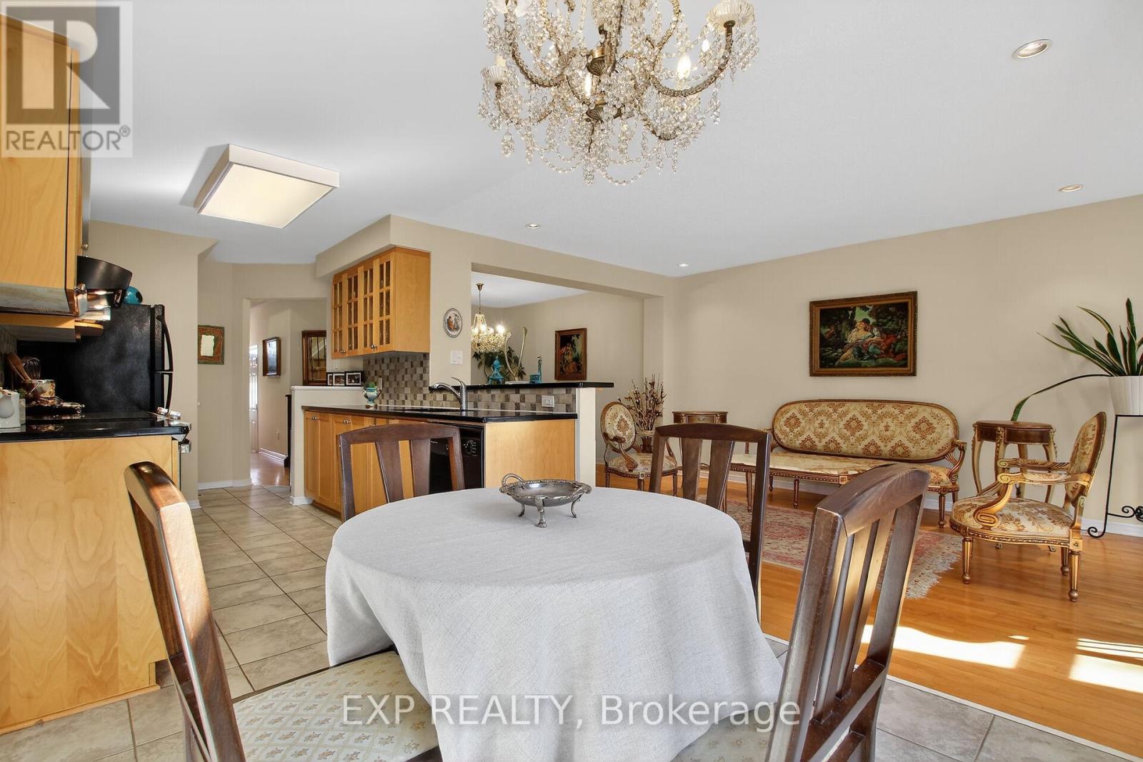 304 Goldridge Drive, Ottawa, Ontario  K2T 1L1 - Photo 15 - X12874134