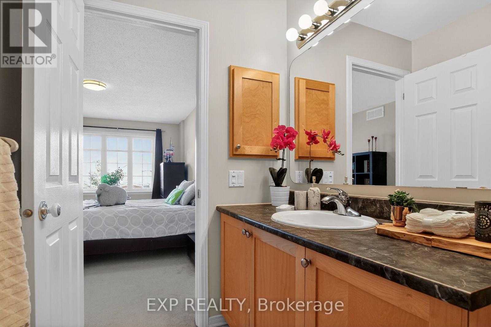 304 Goldridge Drive, Ottawa, Ontario  K2T 1L1 - Photo 31 - X12874134