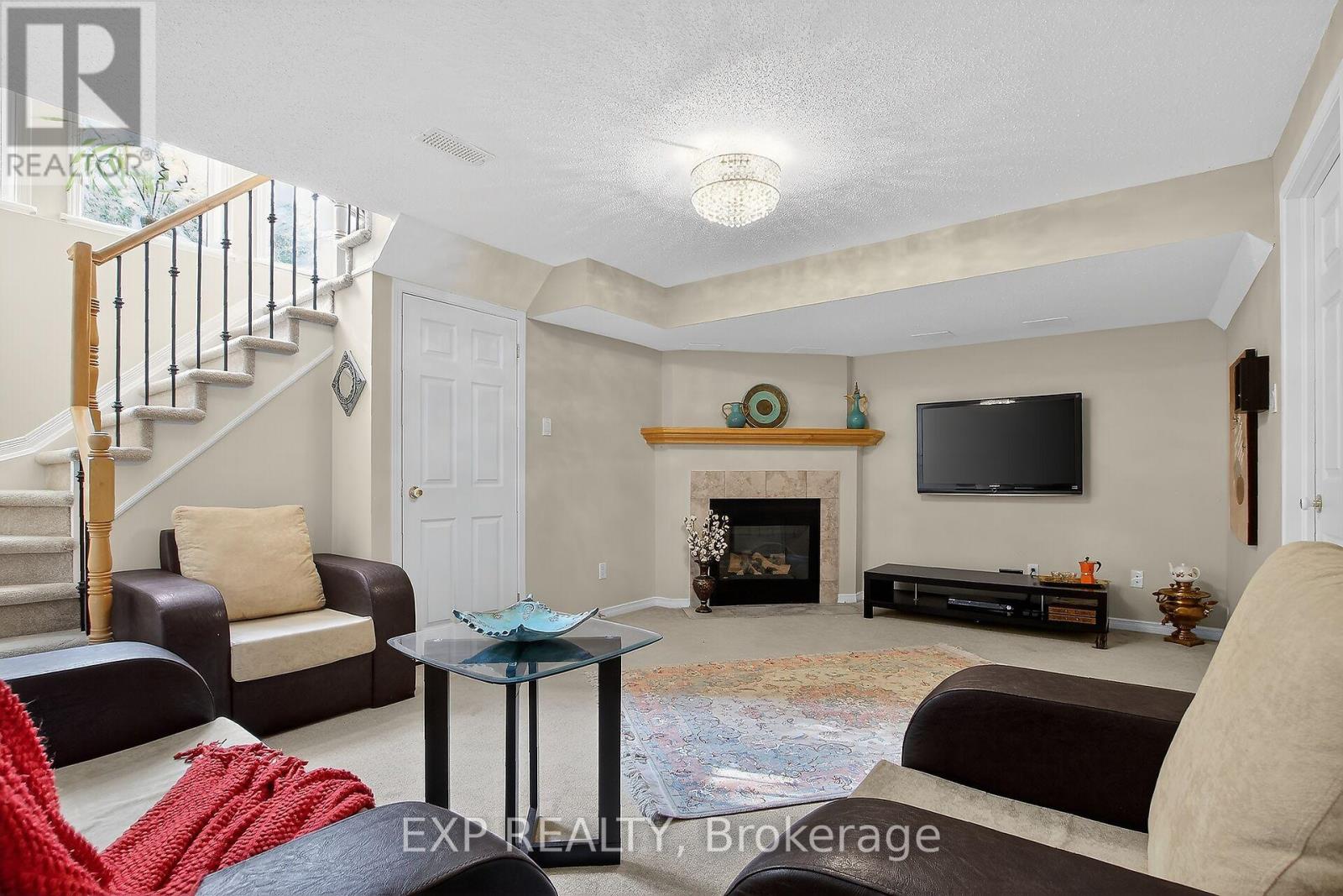 304 Goldridge Drive, Ottawa, Ontario  K2T 1L1 - Photo 42 - X12874134