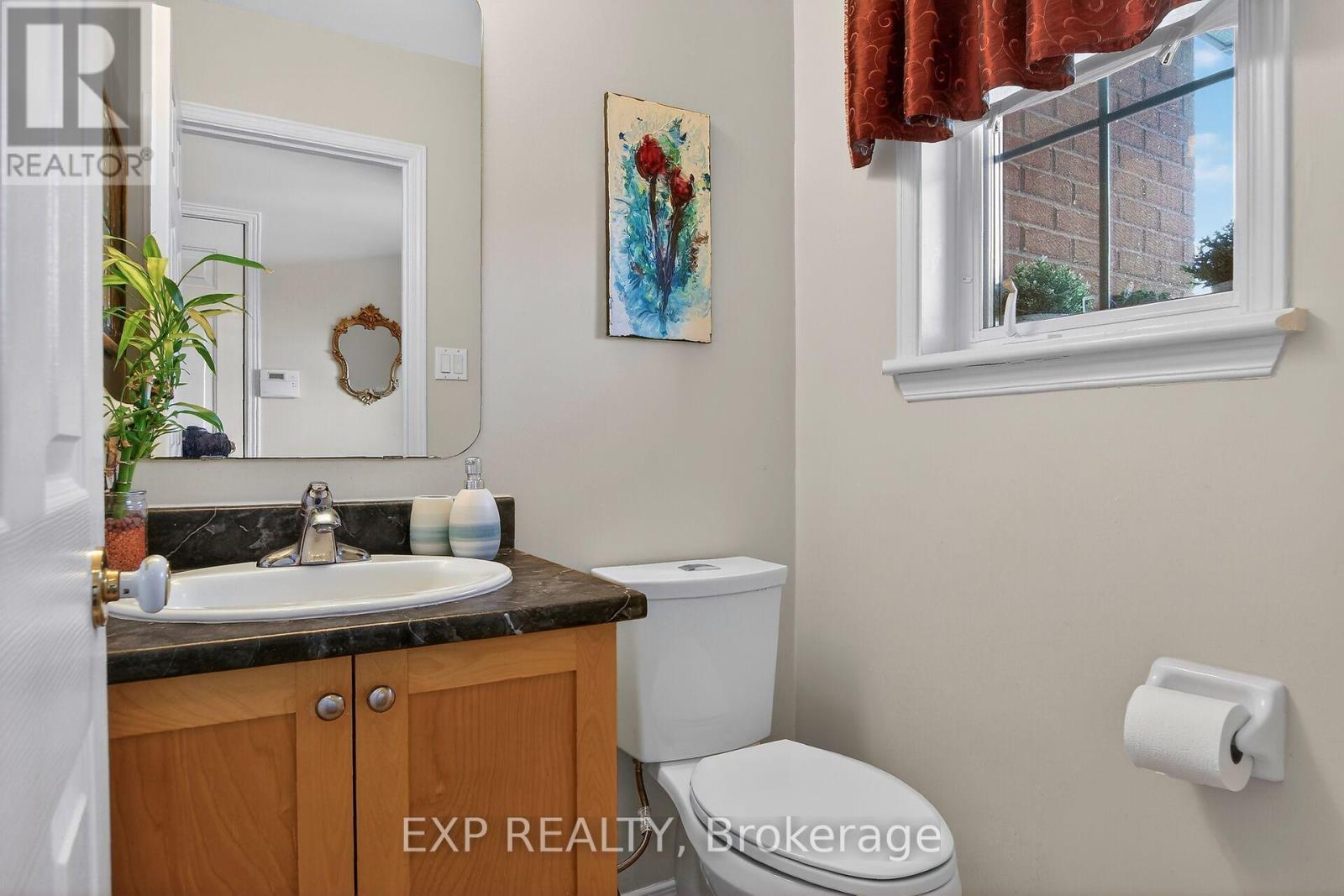 304 Goldridge Drive, Ottawa, Ontario  K2T 1L1 - Photo 5 - X12874134