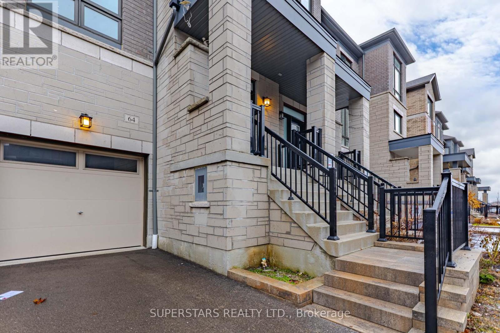 64 Douet Lane, Ajax, Ontario  L1Z 0V4 - Photo 3 - E12874124