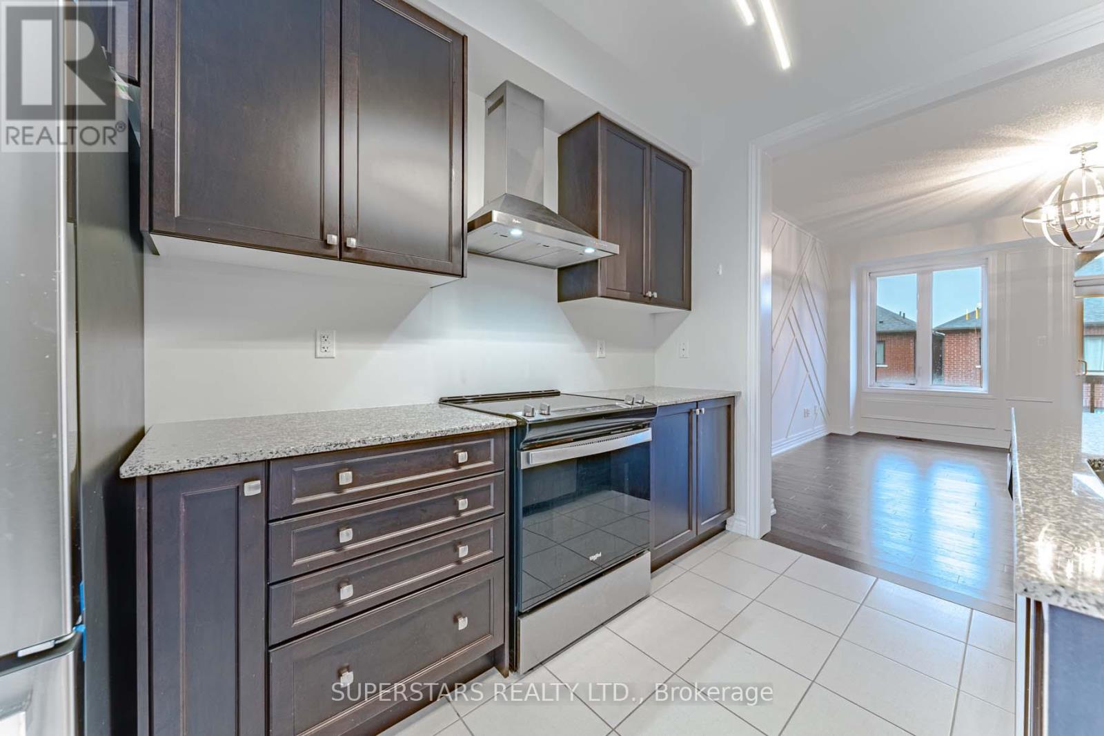 64 Douet Lane, Ajax, Ontario  L1Z 0V4 - Photo 7 - E12874124