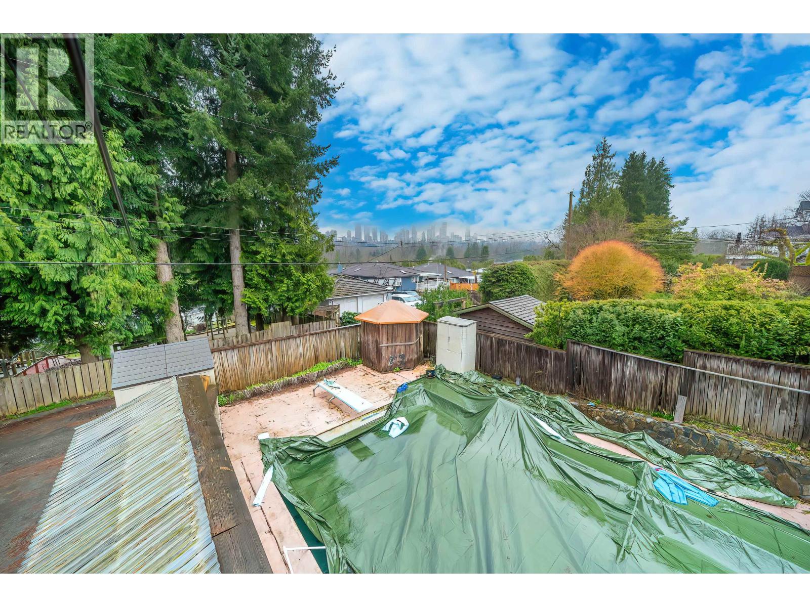 5734 Eglinton Street, Burnaby, British Columbia  V5G 2B6 - Photo 31 - R3097903