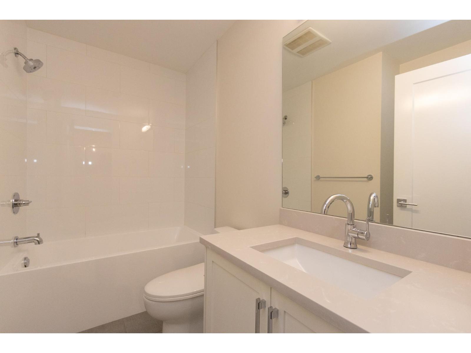 219 20356 72b, Langley, British Columbia  V2Y 4J9 - Photo 13 - R3099121