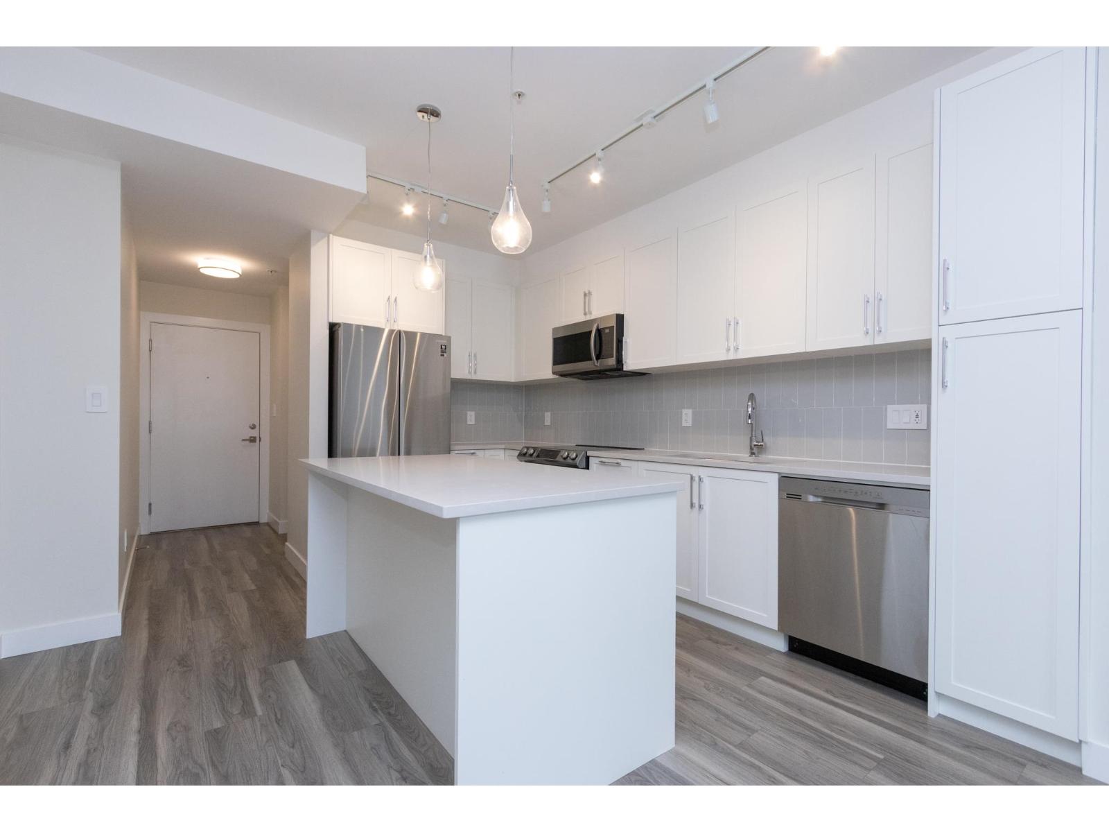 219 20356 72b, Langley, British Columbia  V2Y 4J9 - Photo 4 - R3099121