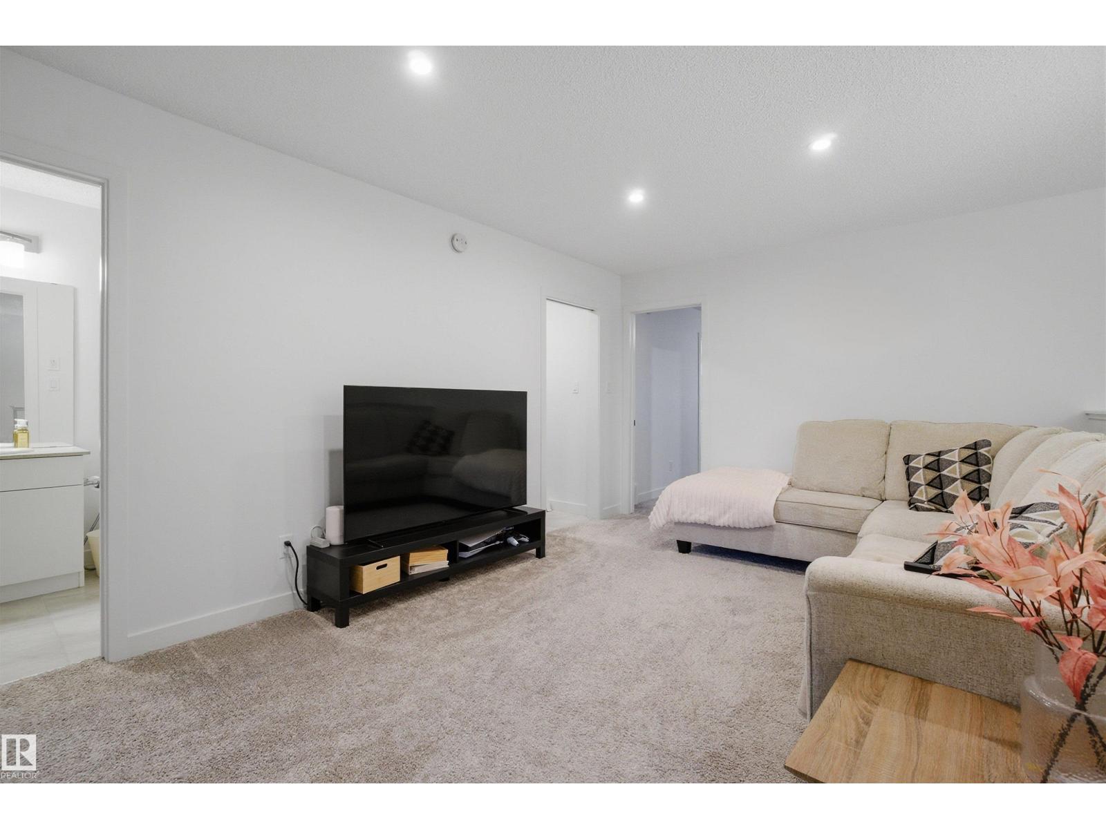 9882 225a St Nw Nw, Edmonton, Alberta  T5T 7R7 - Photo 21 - E4472928