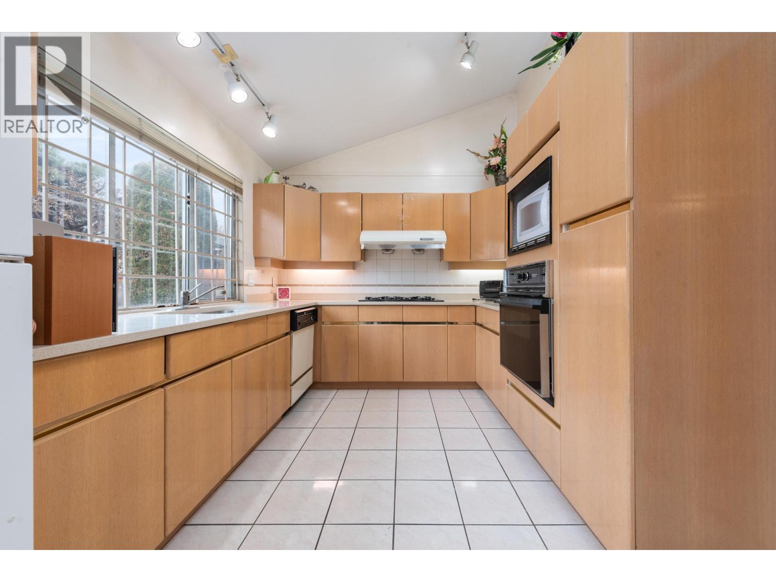 3606 Mckay Drive, Richmond, British Columbia  V6X 3R7 - Photo 6 - R3099047