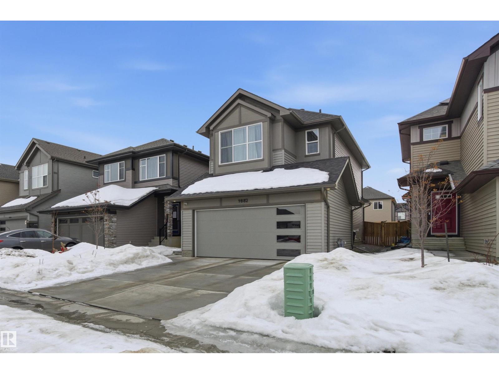 9882 225a St Nw Nw, Edmonton, Alberta  T5T 7R7 - Photo 4 - E4472928