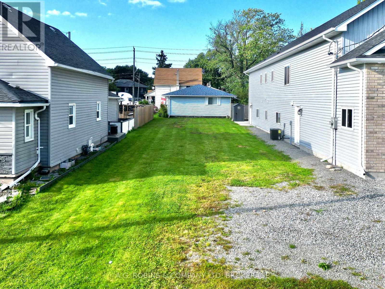 44 Chestnut Street, Port Colborne (Killaly East), Ontario  L3K 1R4 - Photo 2 - X12874190