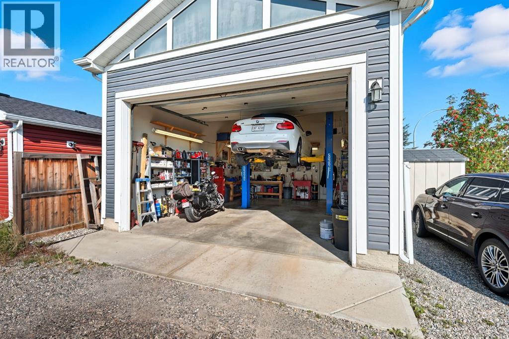 1 River Heights Green, Cochrane, Alberta  T4C 0J6 - Photo 41 - A2292483