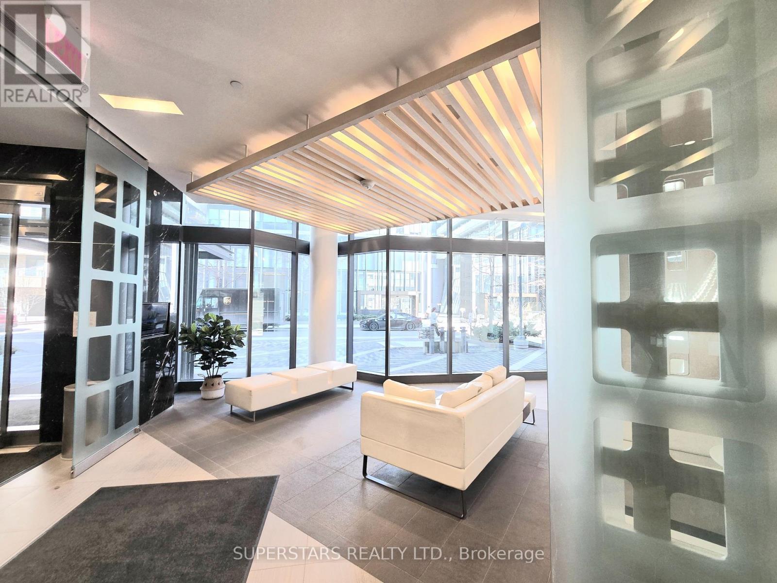 1008 - 45 Charles Street, Toronto, Ontario  M4Y 0B8 - Photo 4 - C12874140